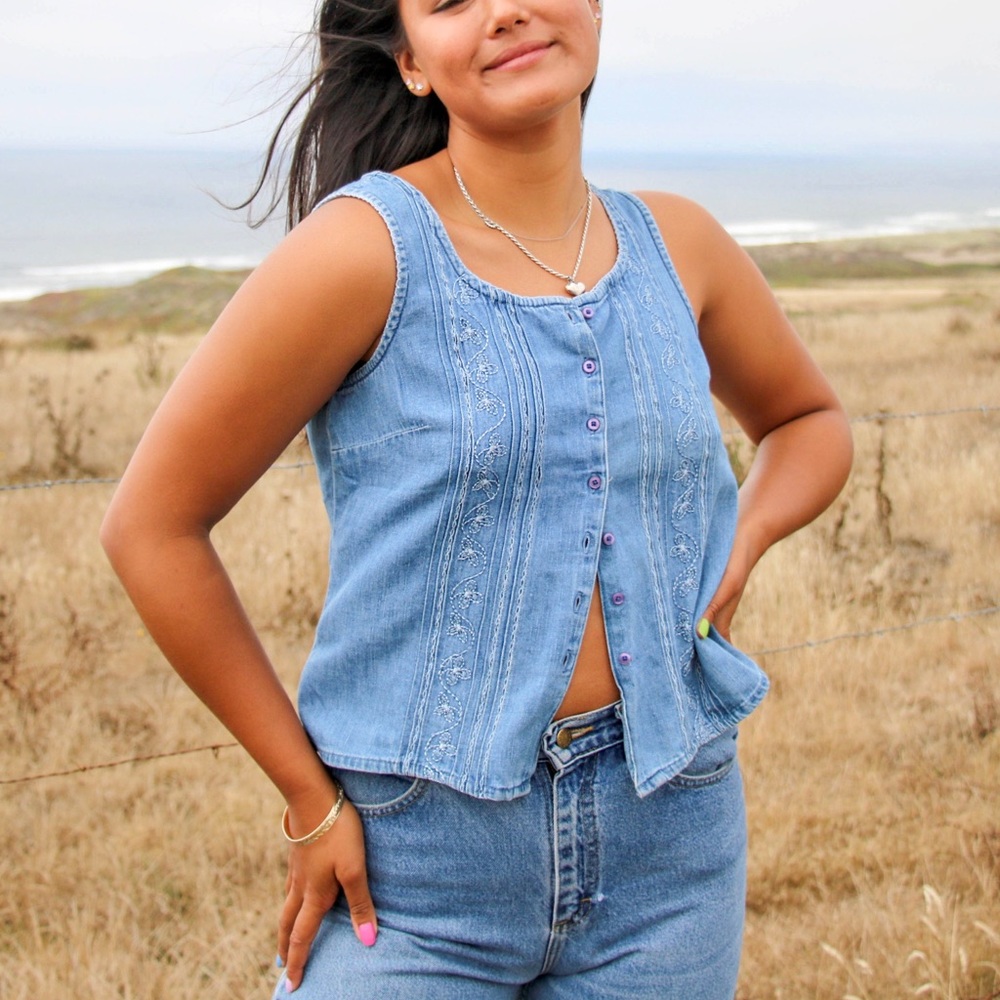 Vintage Embroidered Denim Sleeveless Top - Picture 4 of 6